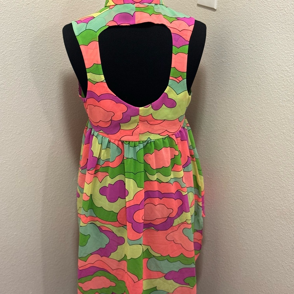 2 FOR $20 Nanette Lepore L’amour Neon Clouds High Low Blouse Top Semi Sheer M - Picture 6 of 8